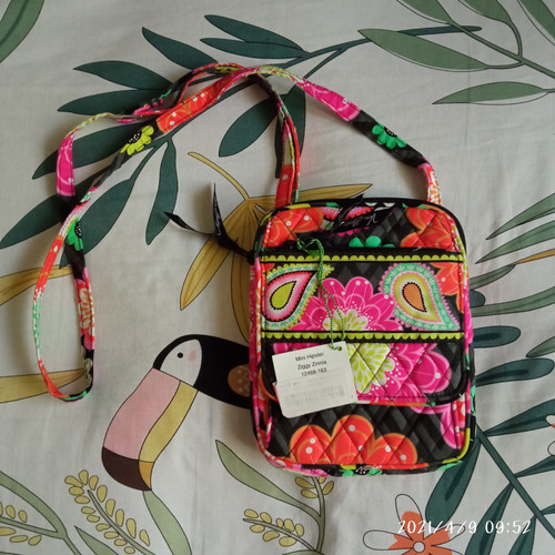 Detail Harga Tas Vera Bradley Nomer 15