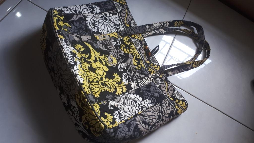 Detail Harga Tas Vera Bradley Nomer 17