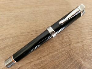 Detail Harley Davidson Fountain Pen Nomer 22