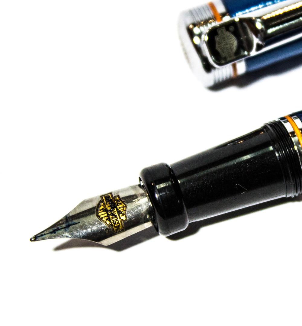 Detail Harley Davidson Fountain Pen Nomer 30