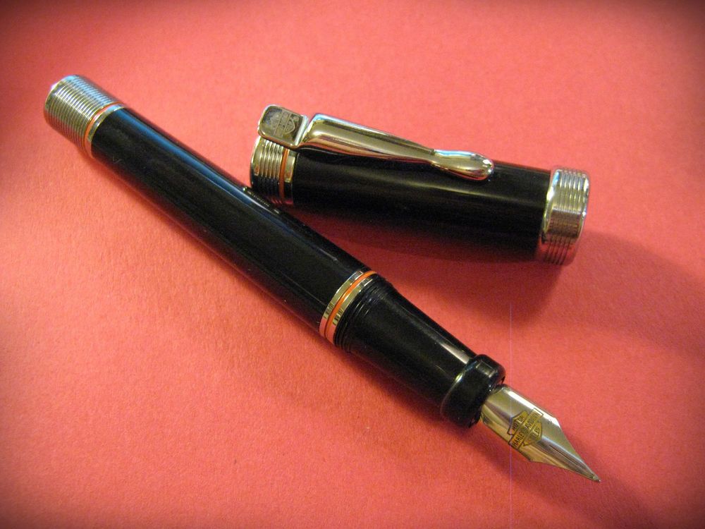 Detail Harley Davidson Fountain Pen Nomer 37