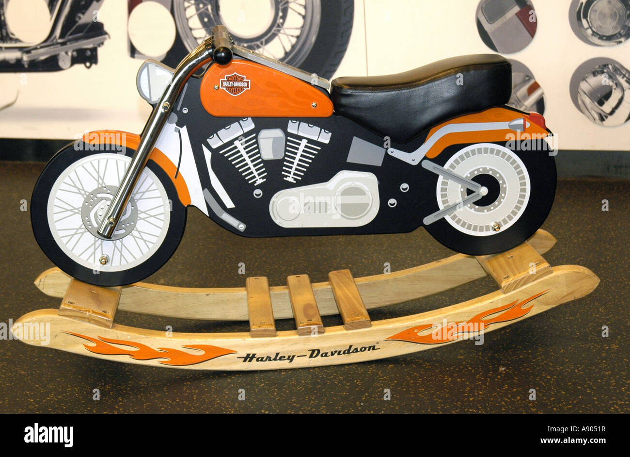 Detail Harley Davidson Rocking Horse Nomer 2