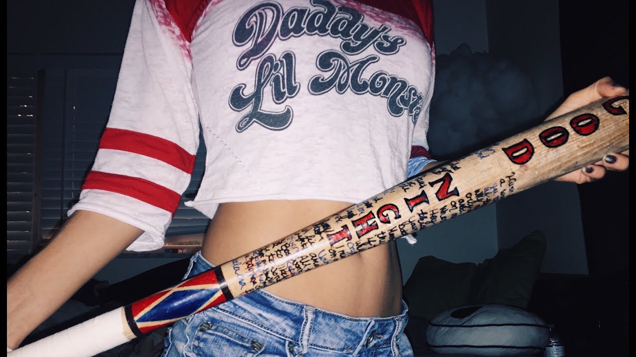 Detail Harley Quinn Baseball Bat Text Nomer 6