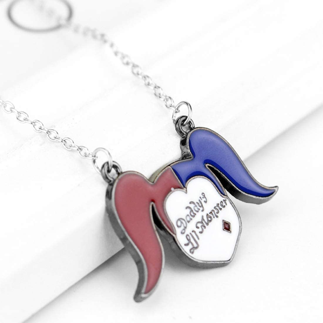 Detail Harley Quinn Bat Necklace Nomer 51