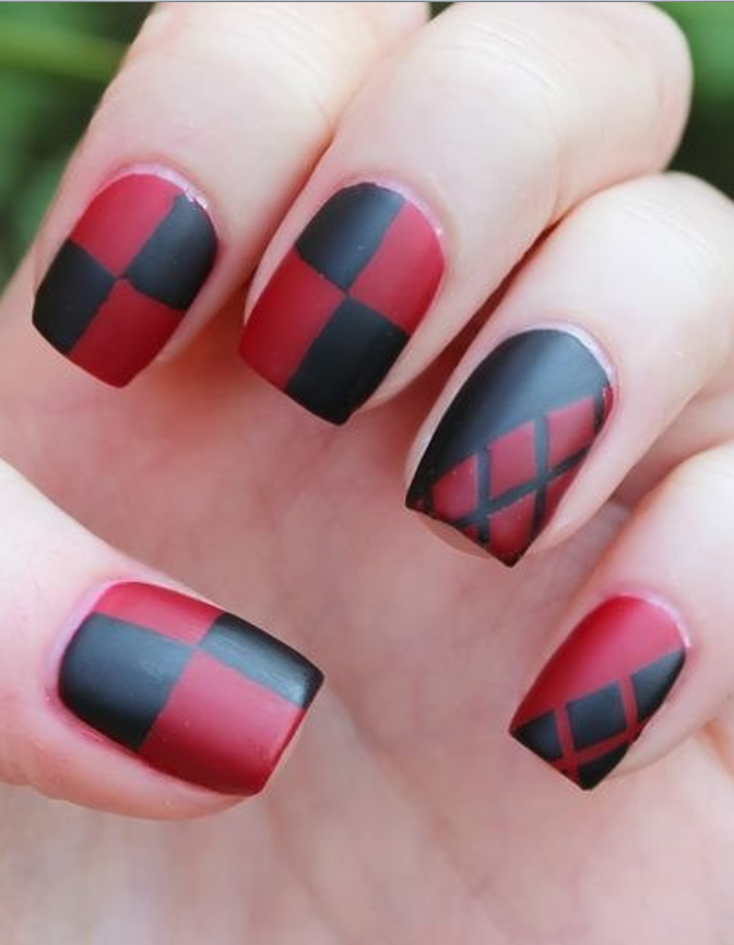 Detail Harley Quinn Nail Art Designs Nomer 3