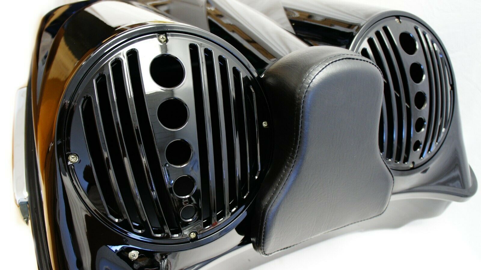 Detail Harley Razor Tour Pack With Speakers Nomer 12