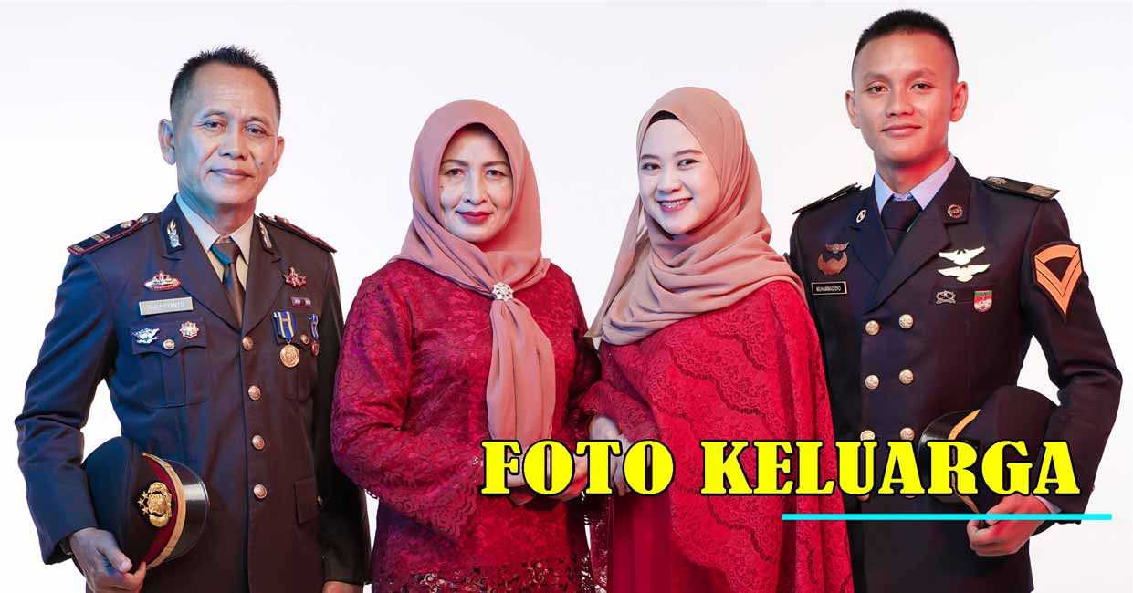 Detail Hasil Foto Studio Keluarga Nomer 11