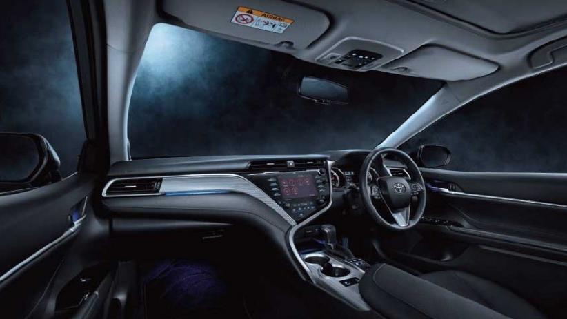 Detail Desain Interior Mobil Sedan Nomer 19