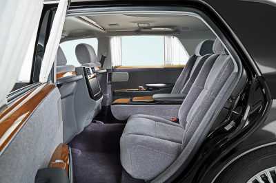 Detail Desain Interior Mobil Sedan Nomer 41