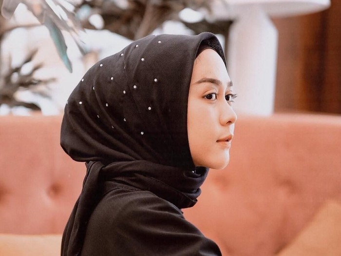 Detail Desain Jilbab Segi Empat Nomer 5