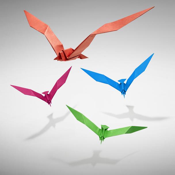 Detail Origami Fliegender Vogel Nomer 13