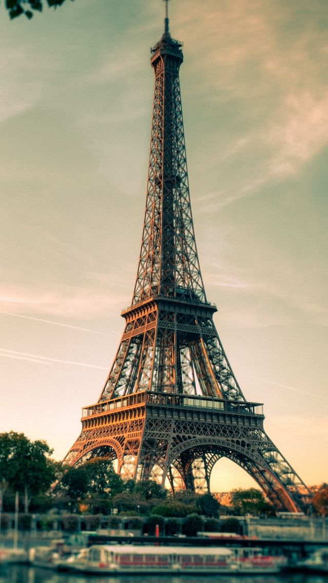Detail Hd Eiffel Tower Nomer 17