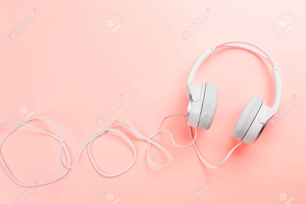 Detail Headphone Background Nomer 33