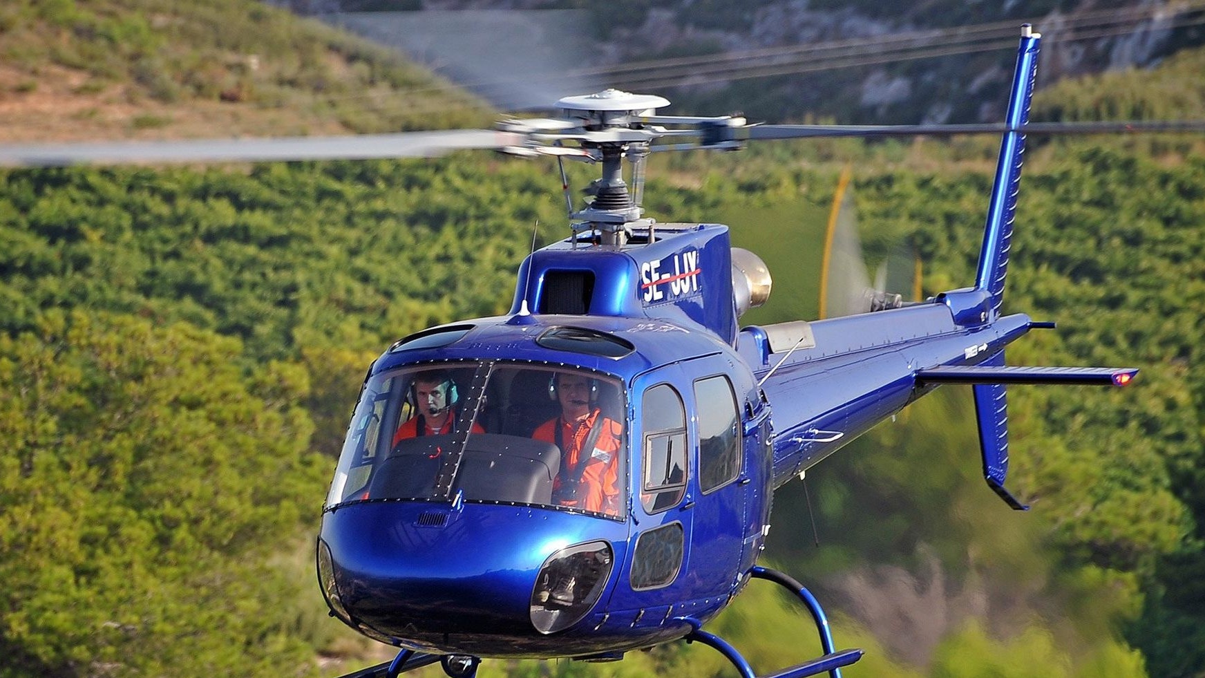 Detail Helicopter Image Nomer 2