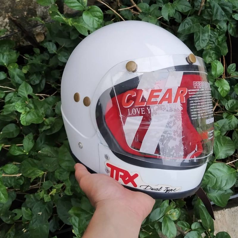 Detail Helm Astronot Honda Nomer 9