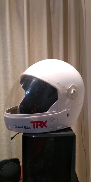 Detail Helm Astronot Honda Nomer 34