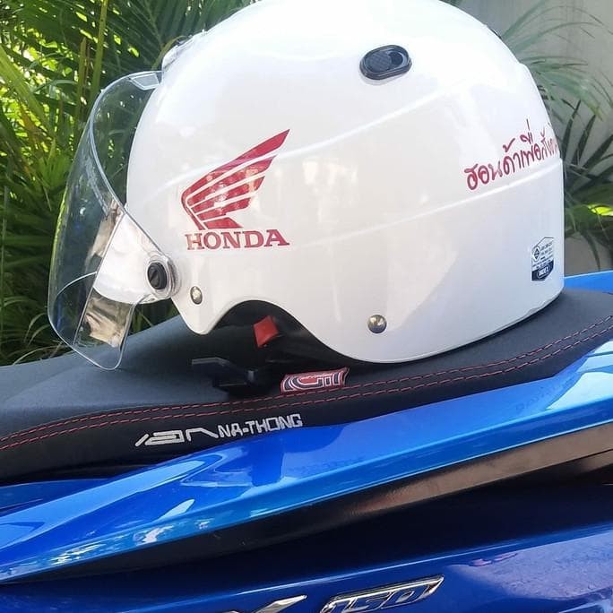 Detail Helm Astronot Honda Nomer 39