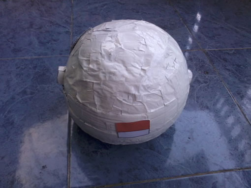 Detail Helm Dari Bola Plastik Nomer 12