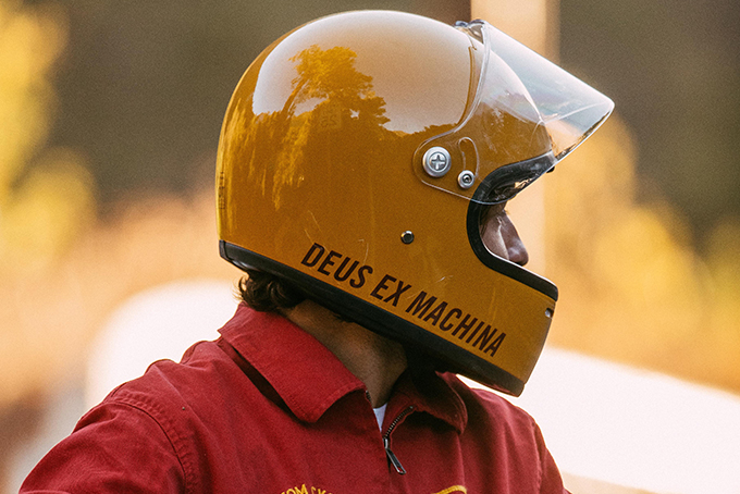 Detail Helm Deus Ex Machina Nomer 14