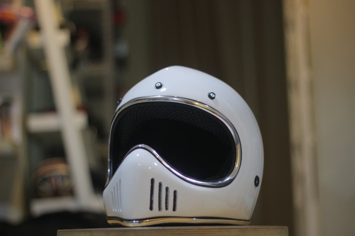 Detail Helm Full Face Klasik Nomer 42