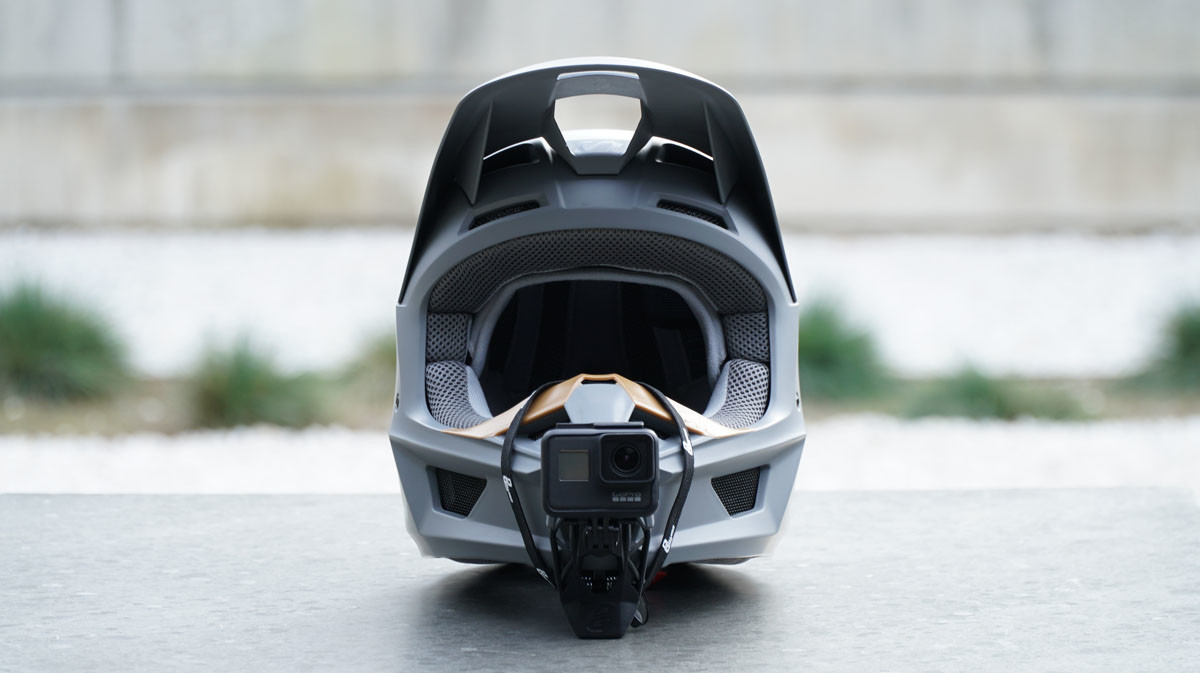 Detail Helm Go Pro Nomer 21