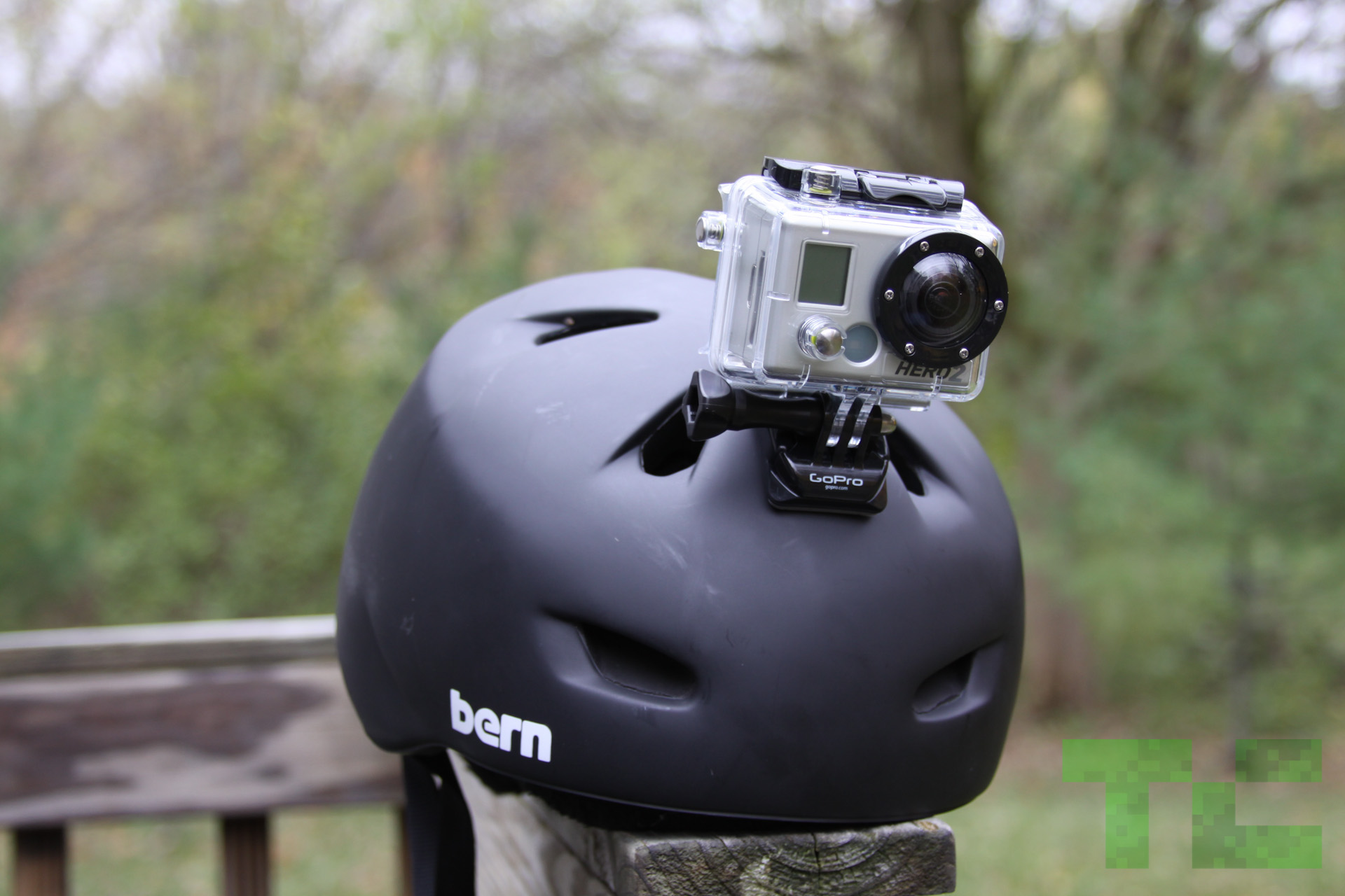 Detail Helm Go Pro Nomer 30