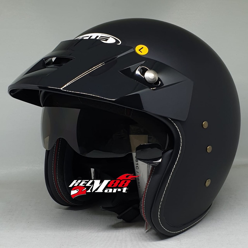 Detail Helm Retro Zeus Nomer 2