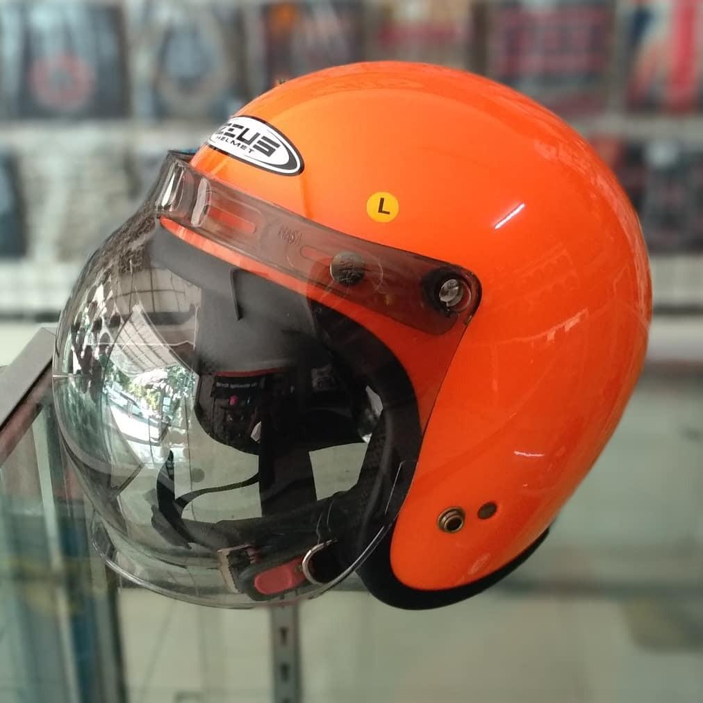 Detail Helm Retro Zeus Nomer 37