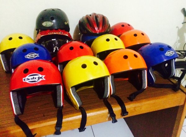 Detail Helm Terjun Payung Nomer 6