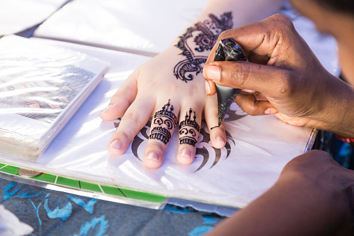 Detail Henna Art Simple Jari Nomer 22