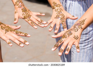Detail Henna Art Simple Jari Nomer 50
