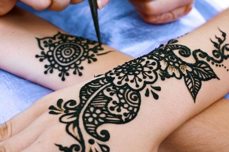 Detail Henna Bunga Simple Terbaru Nomer 30