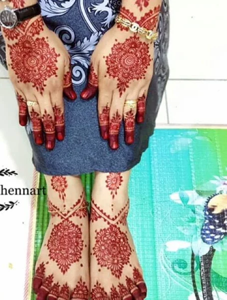 Detail Henna Full Tangan Nomer 44