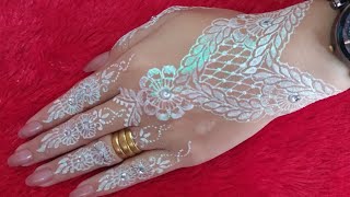 Detail Henna Putih Pengantin Simple Nomer 41