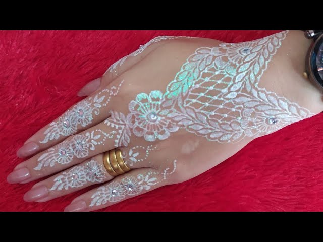 Detail Henna Putih Simple Dan Cantik Nomer 13