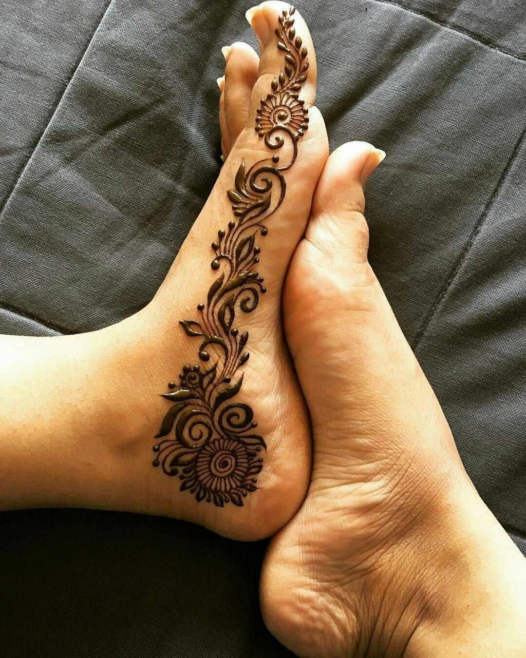 Detail Henna Simple Di Kaki Nomer 16