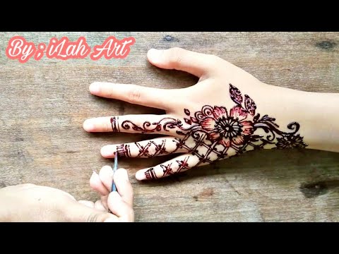 Detail Henna Simple Di Tangan Nomer 36