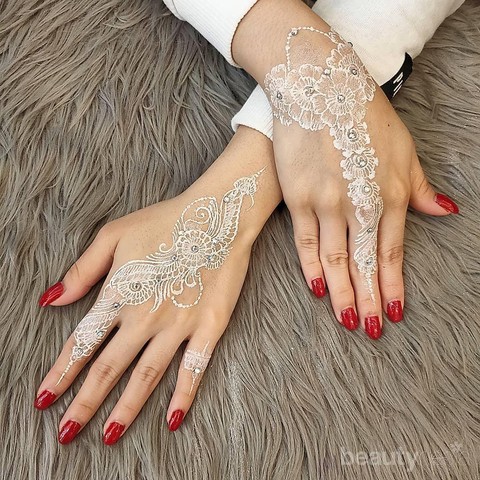 Detail Henna Tangan Pengantin Simple Nomer 8