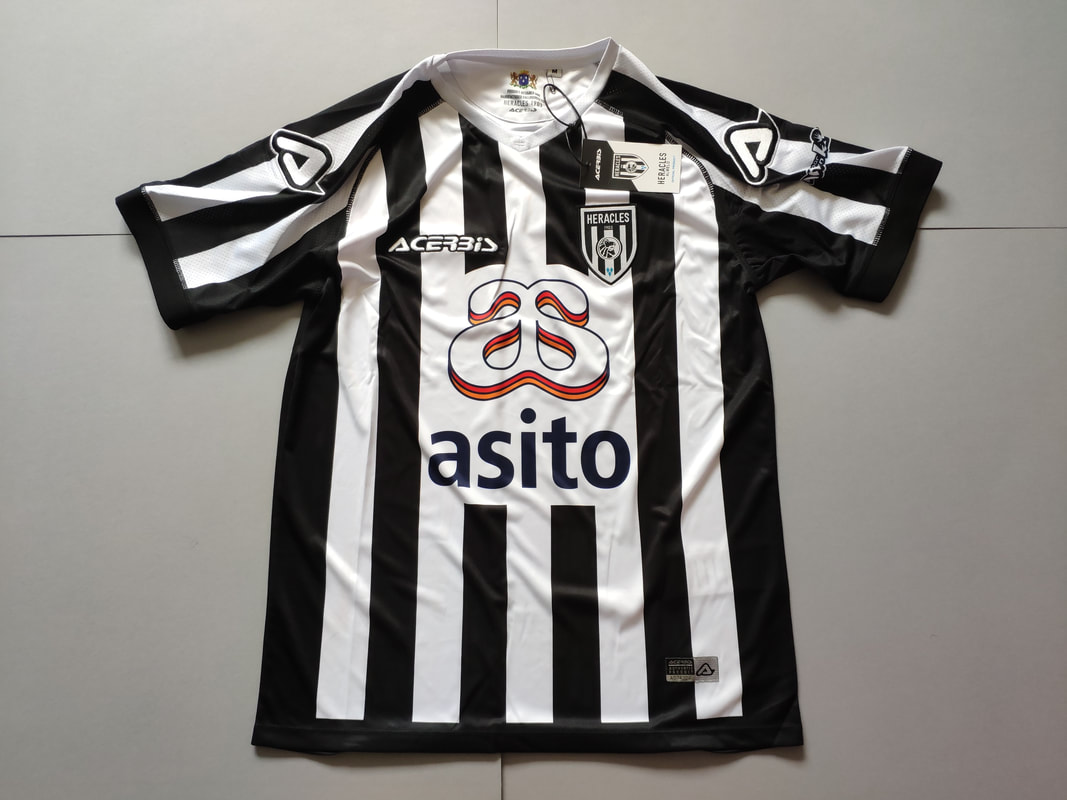 Detail Heracles Almelo Jersey Nomer 25