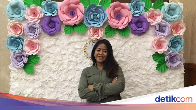 Detail Hiasan Bunga Kertas Nomer 33