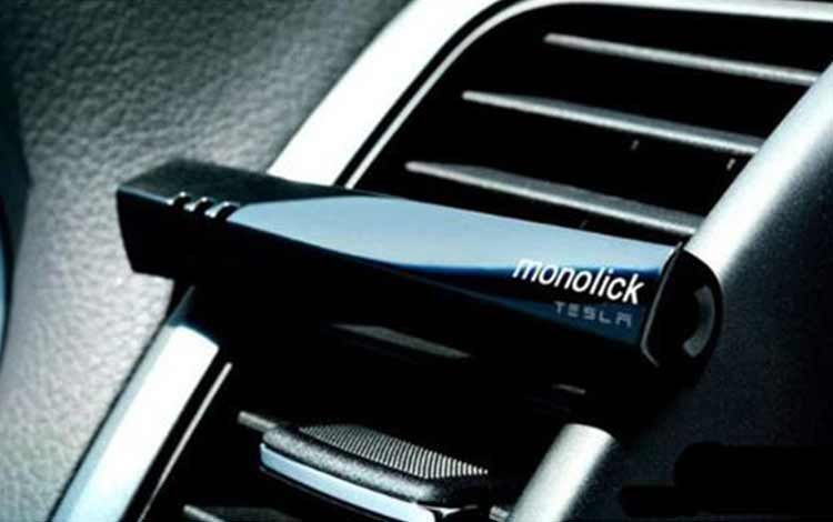 Detail Hiasan Dashboard Mobil Nomer 43