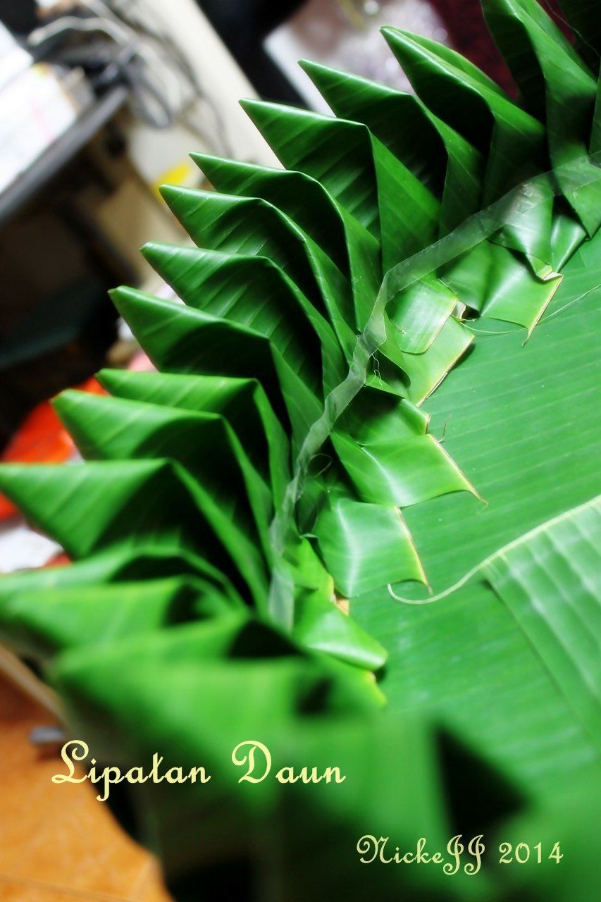 Detail Hiasan Daun Pisang Nomer 16