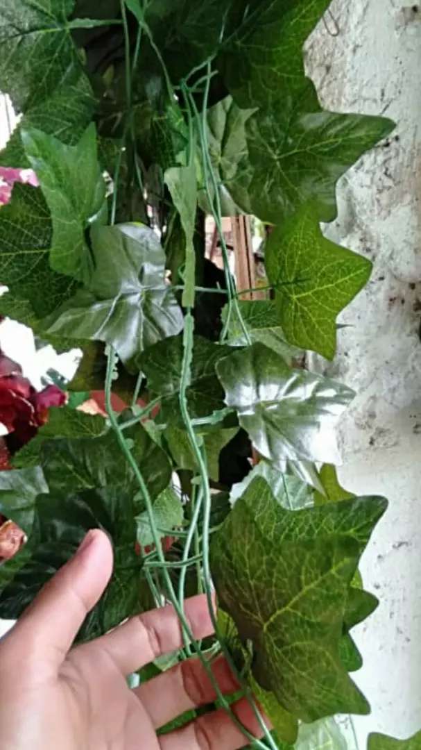 Detail Hiasan Daun Plastik Nomer 24