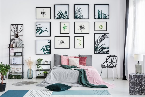 Detail Hiasan Di Dinding Kamar Nomer 9