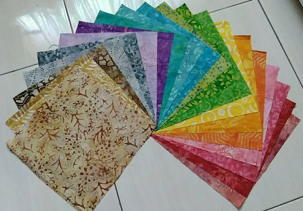 Detail Hiasan Dinding Dari Kain Perca Batik Nomer 46