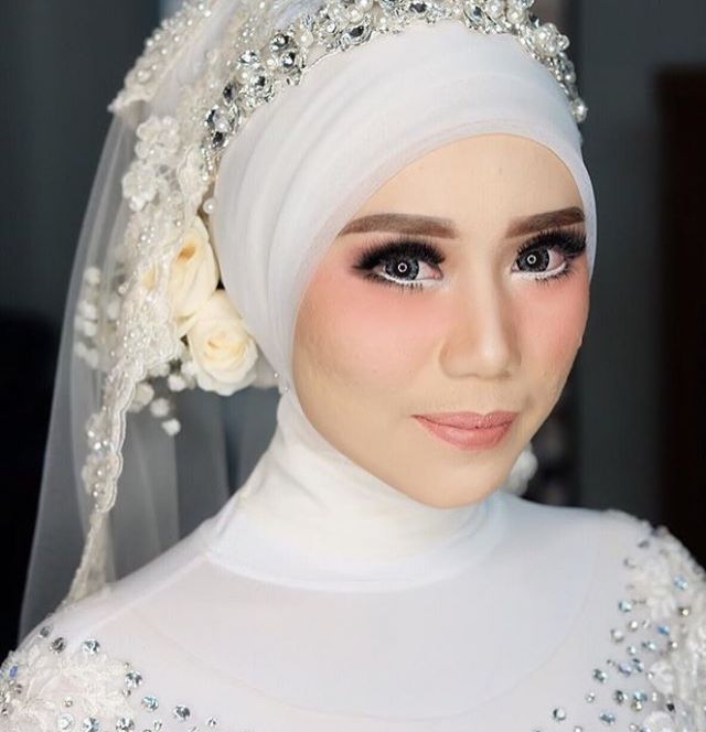 Detail Hiasan Hijab Pengantin Nomer 27