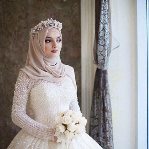 Detail Hiasan Hijab Pengantin Nomer 7