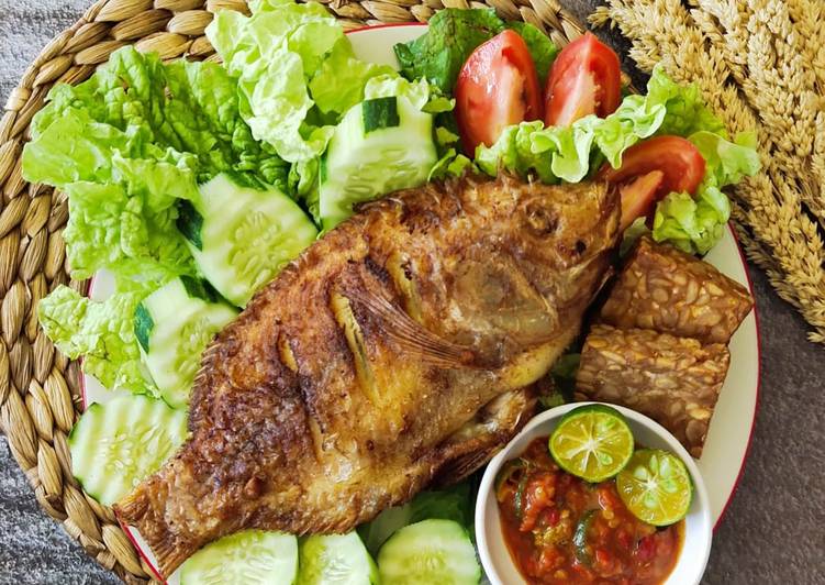 Detail Hiasan Ikan Bakar Nomer 45