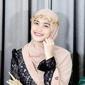 Detail Hiasan Jilbab Pesta Nomer 21