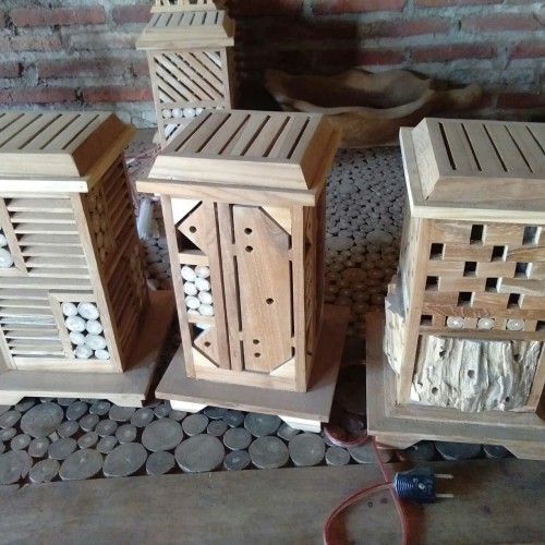 Detail Hiasan Kayu Jati Nomer 51